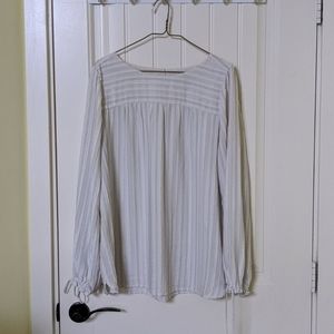 Long-sleeved blouse
